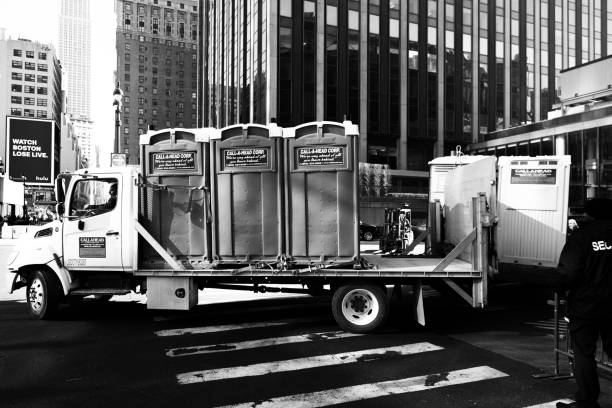 Professional porta potty rental in Florissant, MO